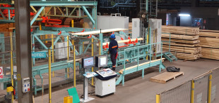 2.	Marking station with flip unit for boards