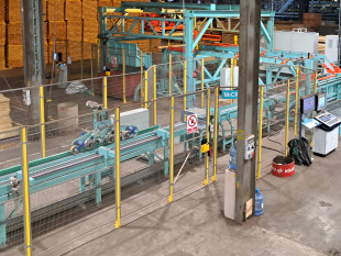 3.	Reading station for cut marks and moisture meter