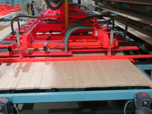 10. Vacuum layer assembly unit for Longitudinal Layers