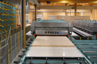 15. Zweite X-PRESS 16 BSP Presse bis zu 16 m x 3,5 m x 0,36 m