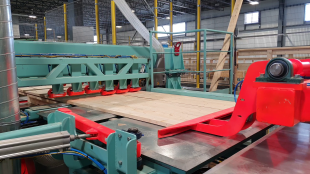 10. Cross-cut saw for cross lamination panels