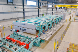 18. X-PRESS 16 - cross laminated timber press with up to 0,8 N/mm² pressure