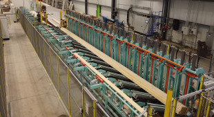 22. Glulam press up to 16 m long