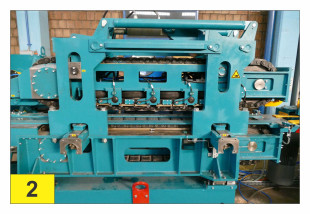 Patented continuously operating chain press