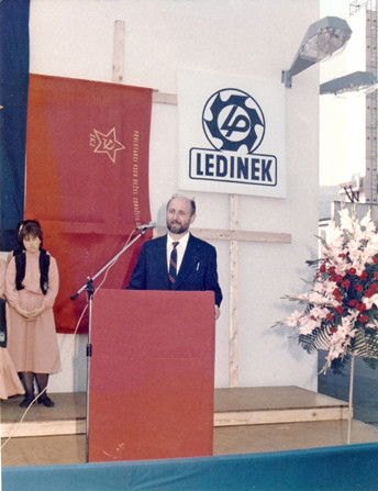 The opening of the new factory in Hoče, October 1986